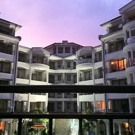 Solar Chateau Valon Apartment