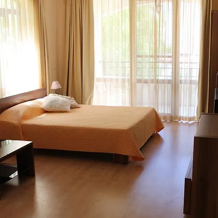 Apartment Solar Chateau Valon