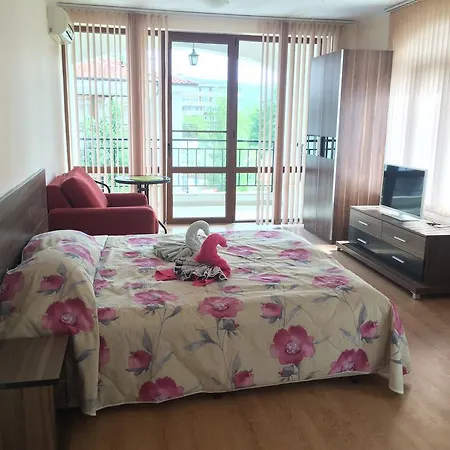 Apartment Solar Chateau Valon